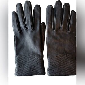 Merona Women’s Black Leather Gloves With Geometric Design Size Small